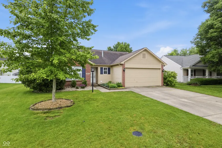 13847 Waycross Drive, Fishers, IN 46038 - #2