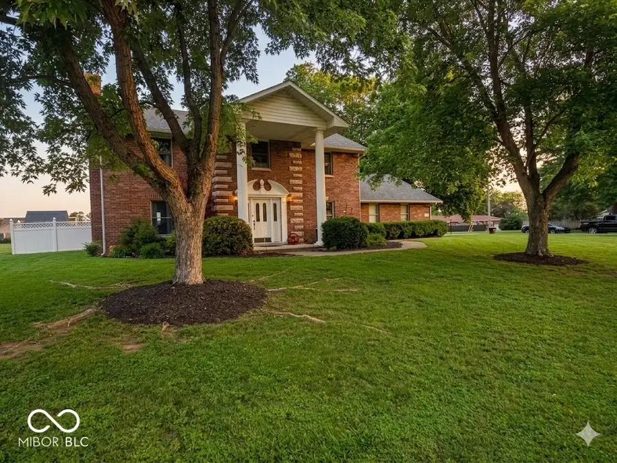 2490 E Northwood Avenue, Terre Haute, IN 47805 - #2