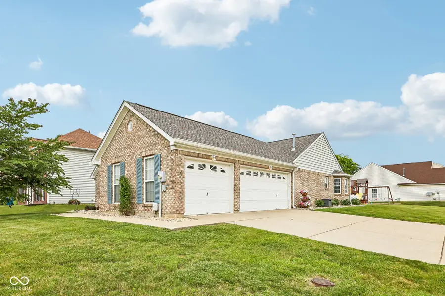 642 Crossfield Drive, Indianapolis, IN 46239 - #3