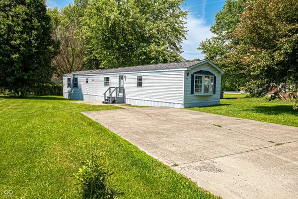 292 Bubble Loo Road, Cloverdale, IN 46120
