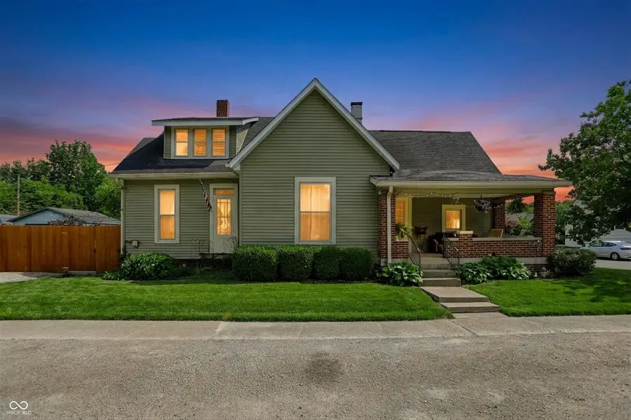 399 W Adams Street, Franklin, IN 46131 - #2