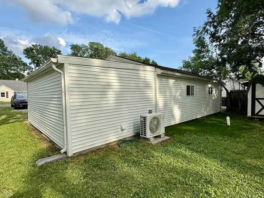 607 Ellenhurst Drive, Anderson, IN 46012 - #3