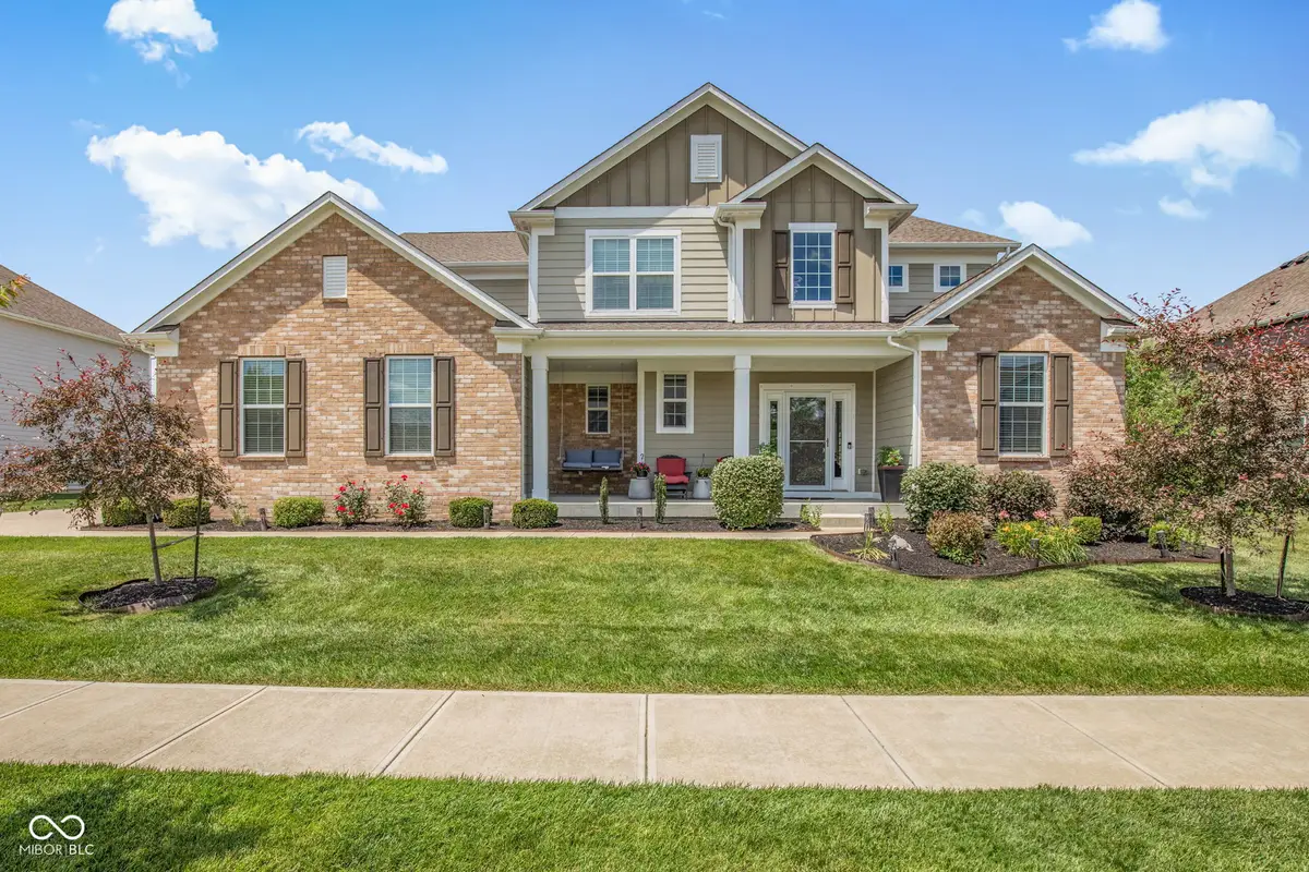 3796 Conifer Drive, Zionsville, IN 46077 - #1