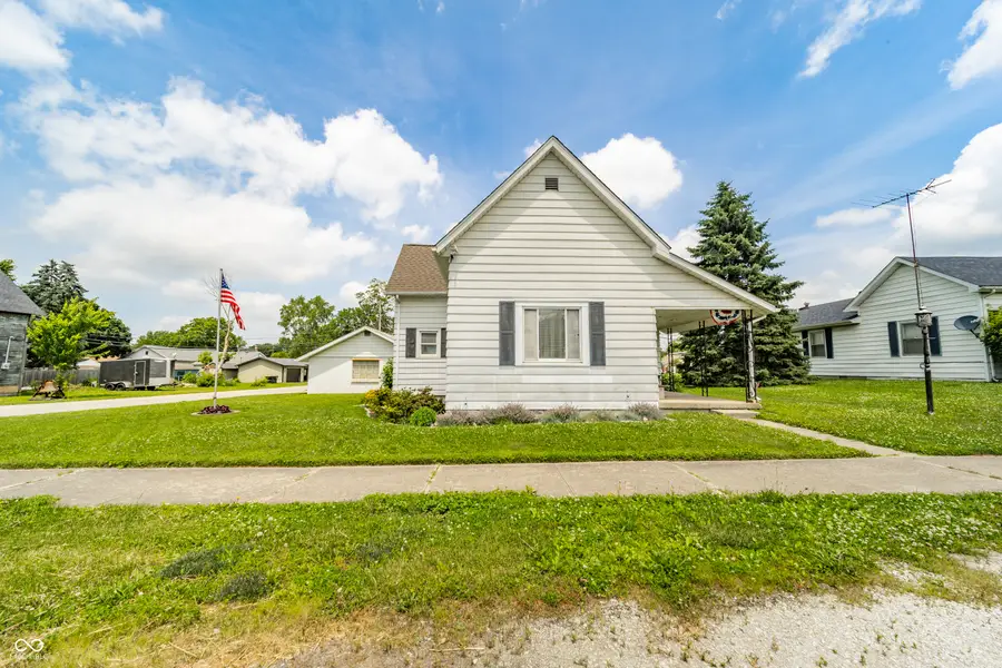 126 W 9th Street, Lapel, IN 46051 - #2