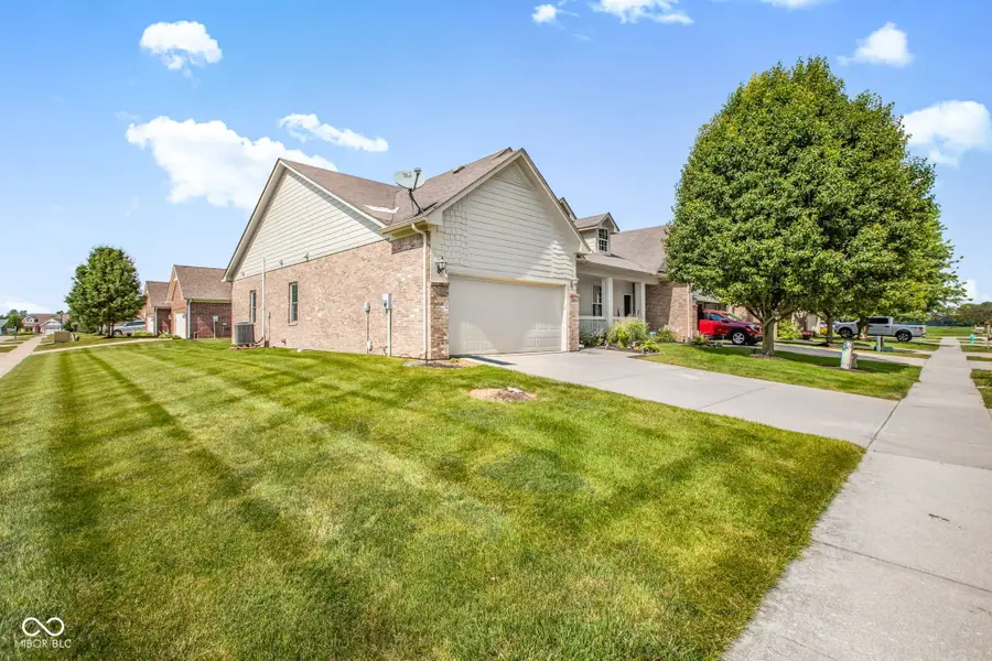 11842 E Dumfrees Court, Indianapolis, IN 46229 - #3