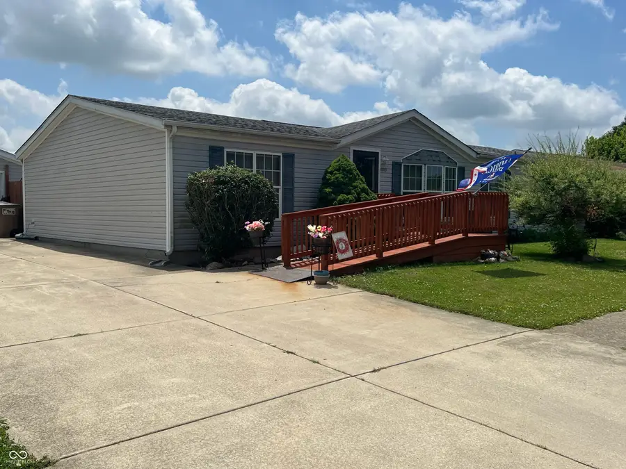 4643 Breckenridge Drive, Columbus, IN 47203 - #2