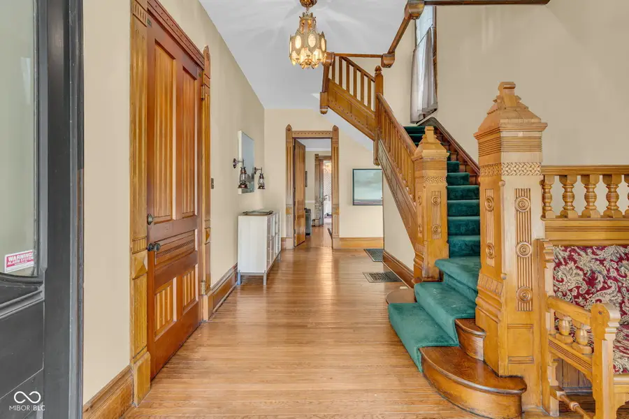 509 E Wabash Avenue, Crawfordsville, IN 47933 - #3