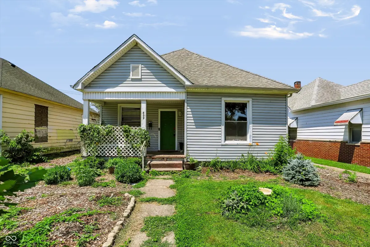 809 S 20th Street, Terre Haute, IN 47803 - #1