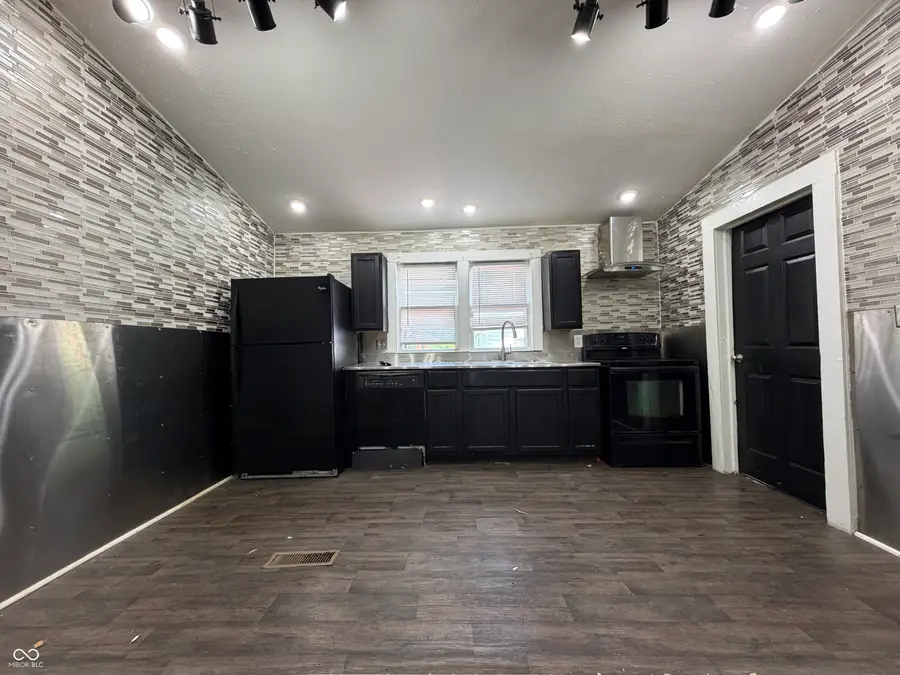 2105 Arrow Avenue, Anderson, IN 46016 - #3