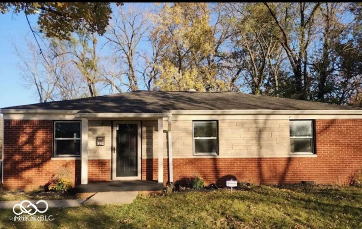 4209 Lesley Avenue, Indianapolis, IN 46226 - #1