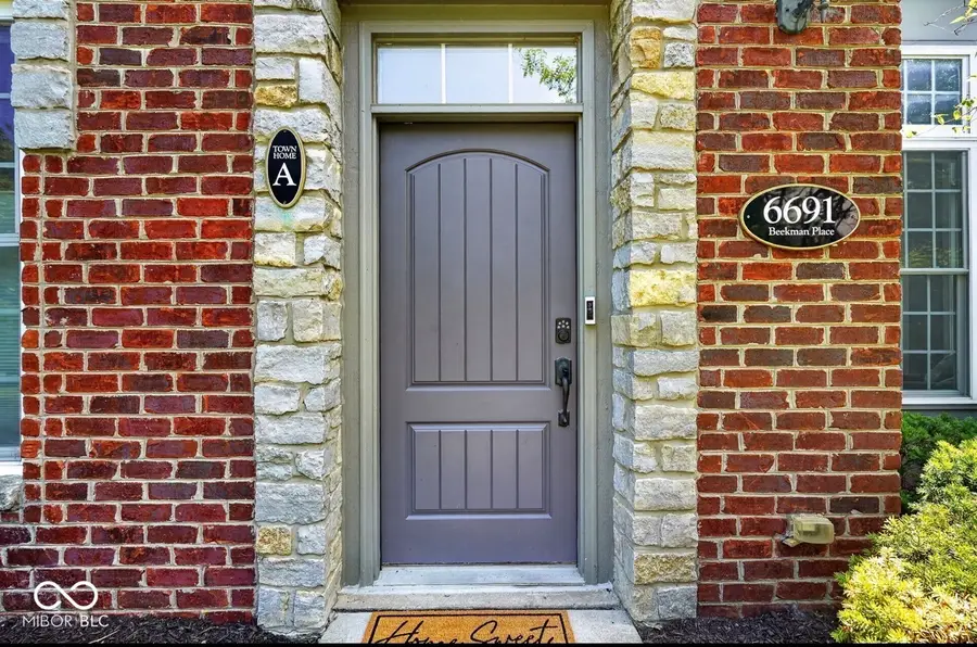 6691 Beekman Place #Townhome A, Zionsville, IN 46077 - #2