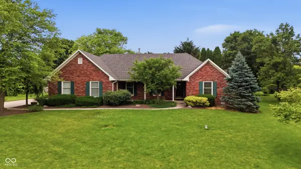 3343 S Rosewind Drive, New Palestine, IN 46163