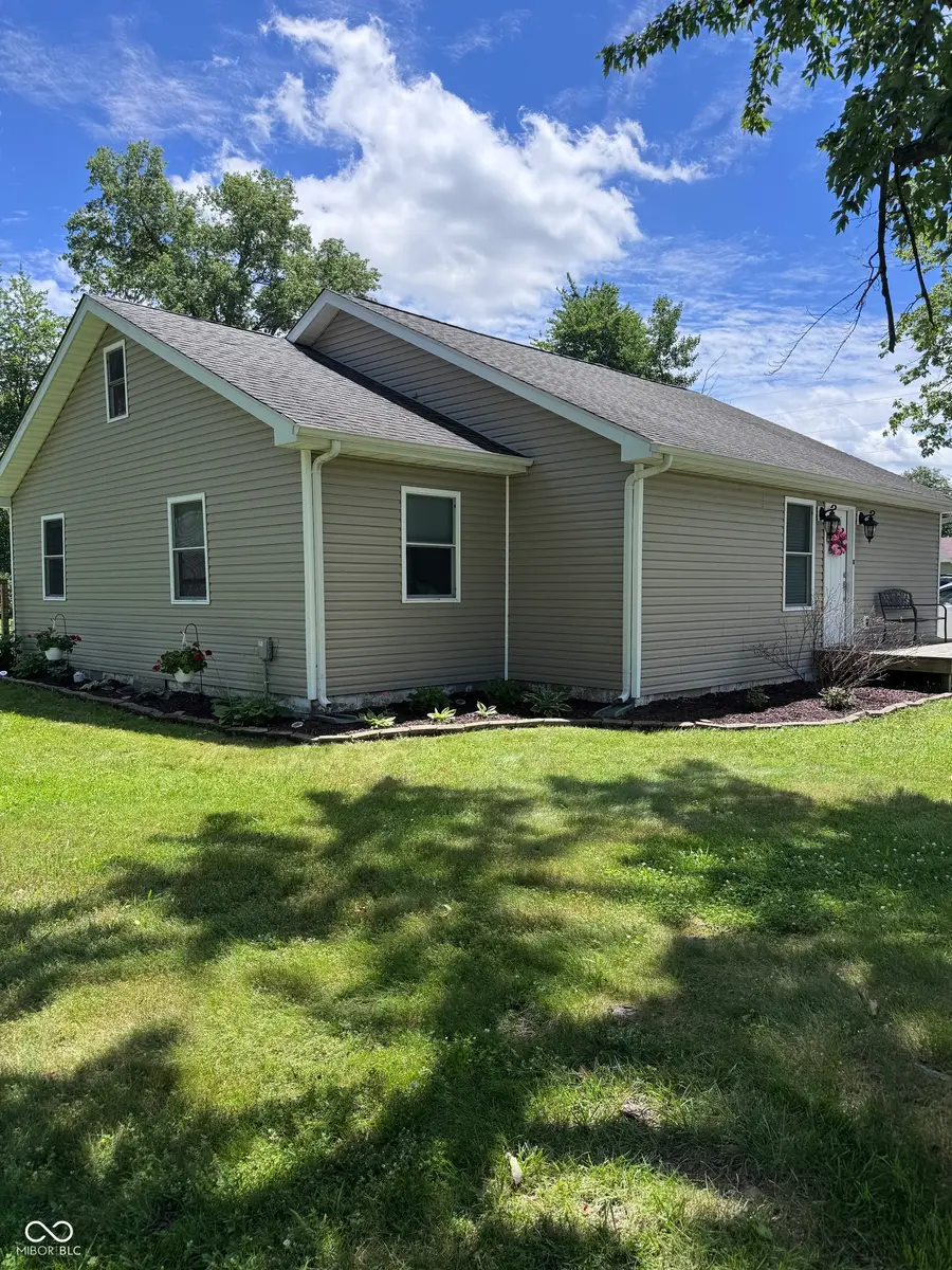 8951 S State Road 58, Columbus, IN 47201 - #2