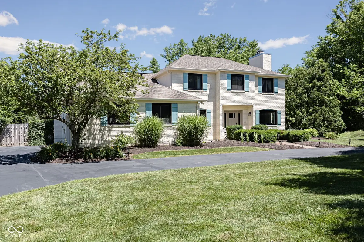 11499 Valley Meadow Drive, Zionsville, IN 46077 - #1