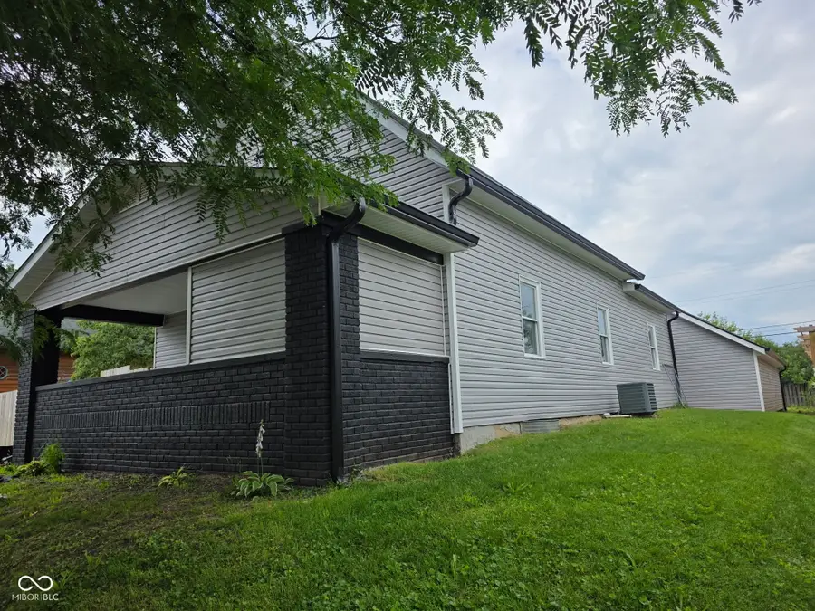 496 E Columbus Street, Martinsville, IN 46151 - #3
