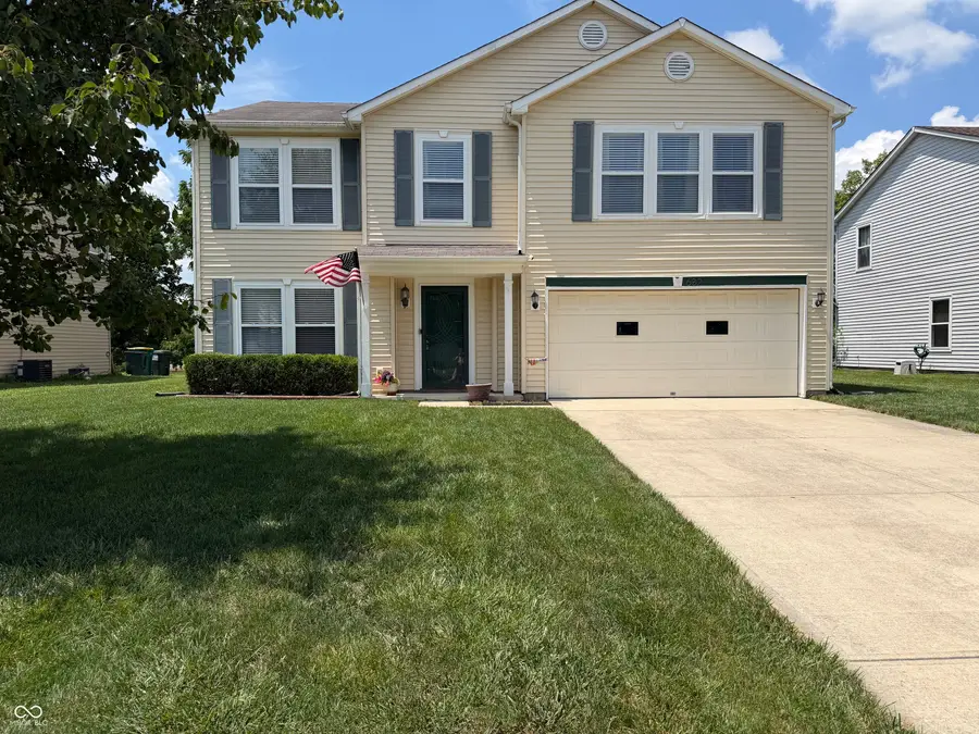632 Runnymede Court, Greenfield, IN 46140 - #2