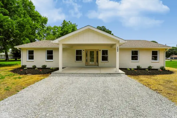 109 W Johnson Street, Fairland, IN 46126