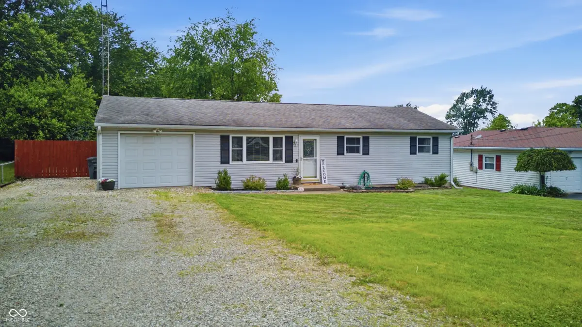 2903 N Eby Drive, Connersville, IN 47331 - #1