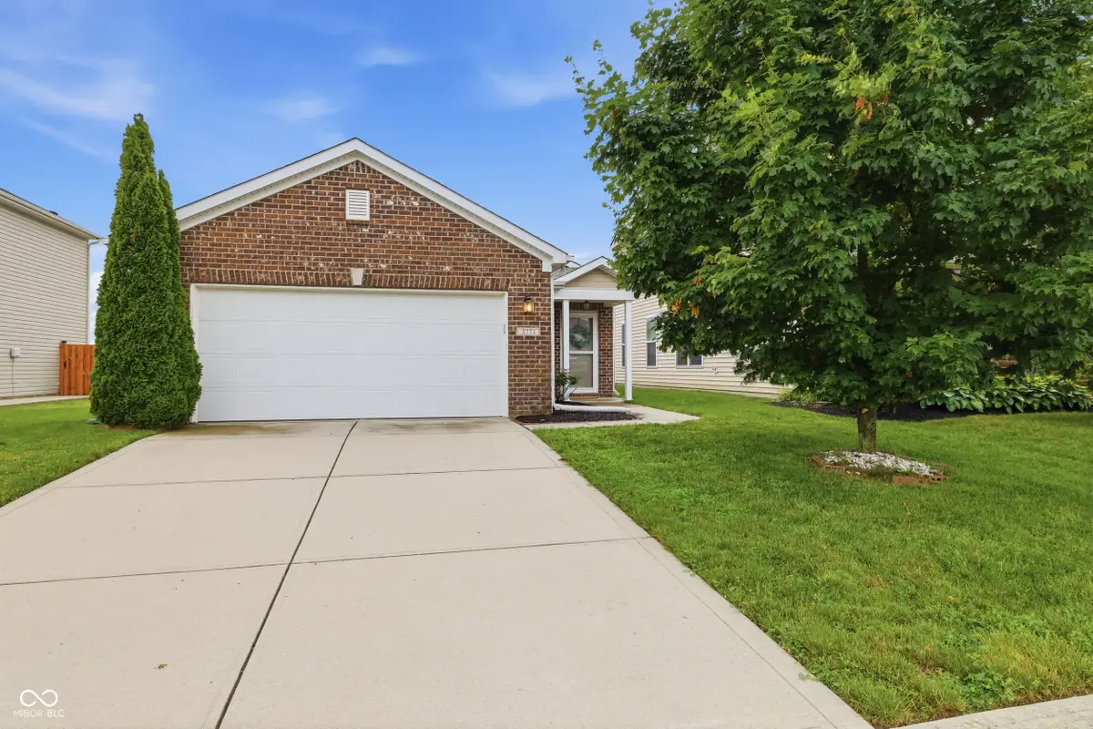 5771 White Pine Road, Whitestown, IN 46075 - #1