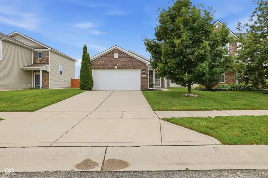 5771 White Pine Road, Whitestown, IN 46075 - #2