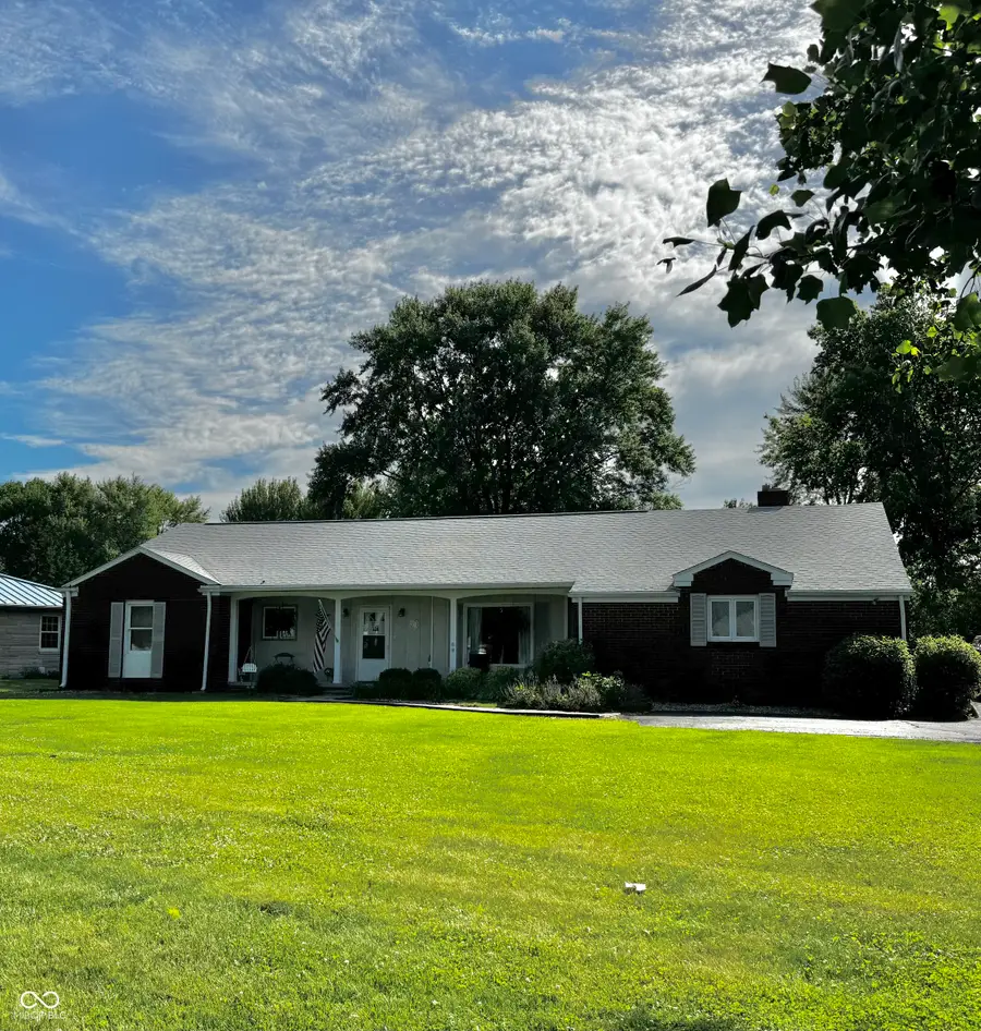 2016 S Riley, Shelbyville, IN 46176 - #2