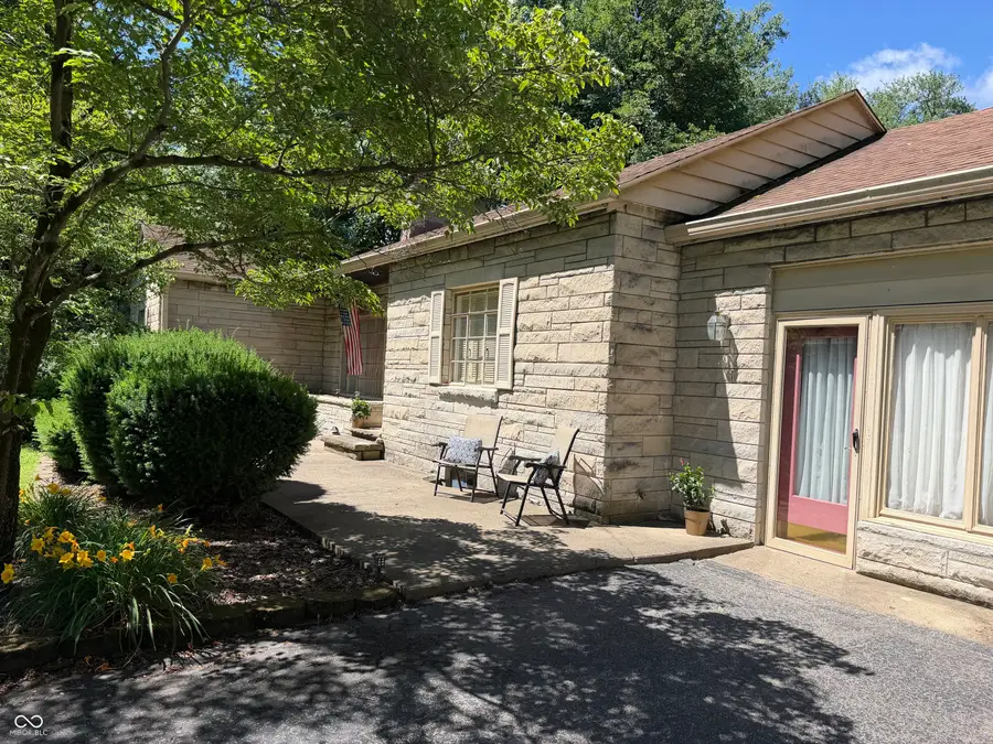 240 N Forsythe Street, Franklin, IN 46131 - #3