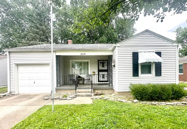 1909 Patton Drive, Speedway, IN 46224