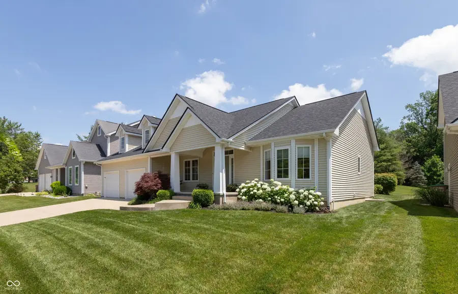 5560 Treeline Drive, Columbus, IN 47201 - #2