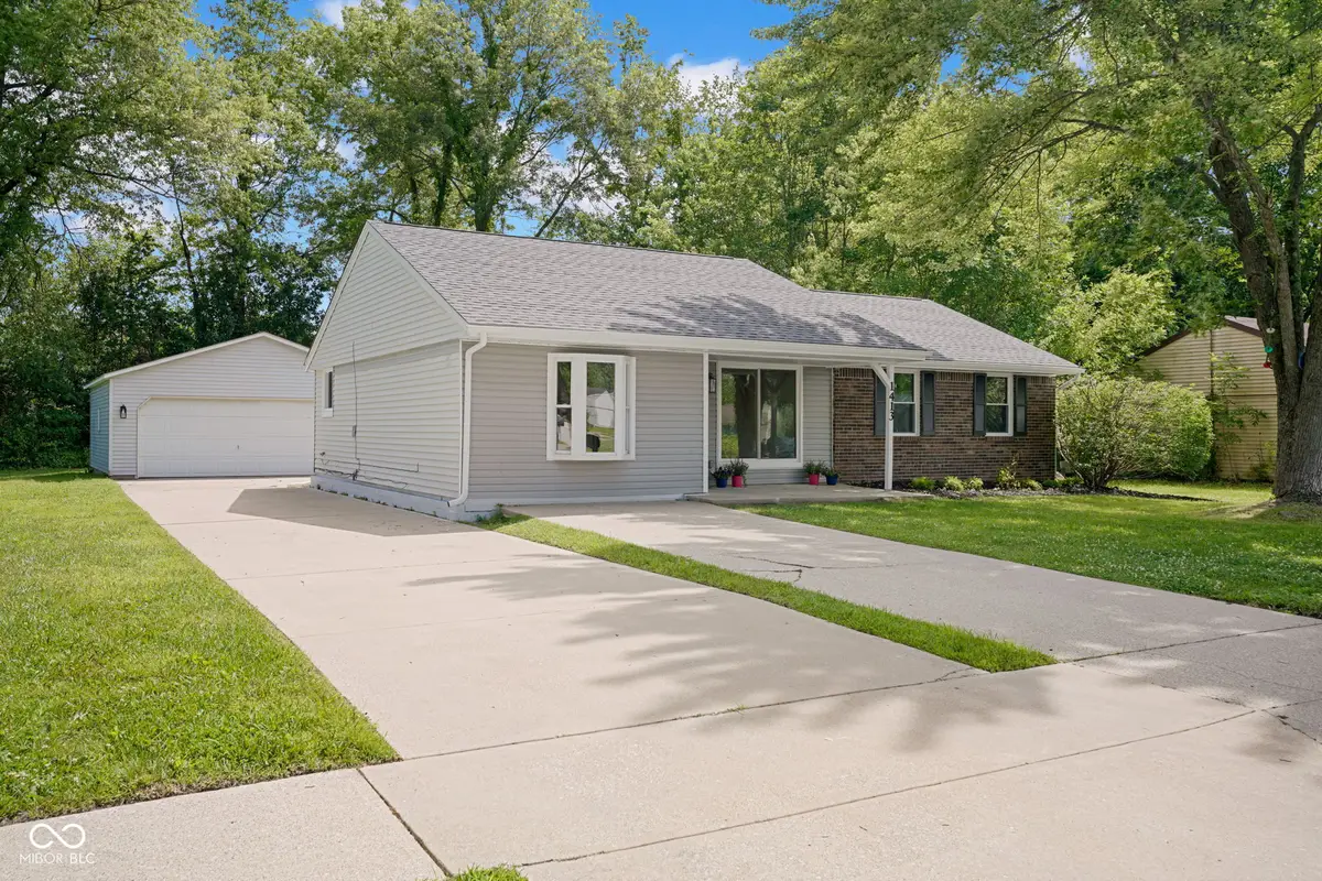 1413 Brookside Drive, Columbus, IN 47201 - #1