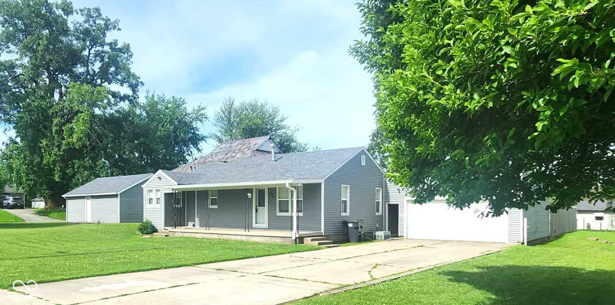 804 N Lincoln Avenue N, Alexandria, IN 46001 - #1