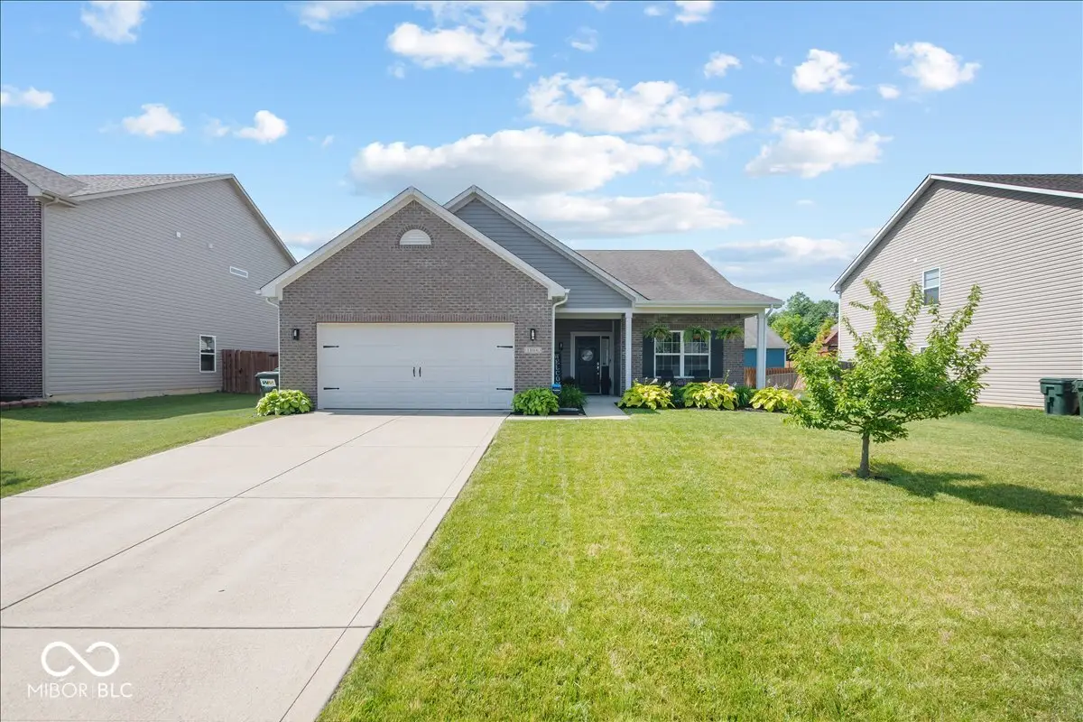 1066 W Limestone Way, Fortville, IN 46040 - #1