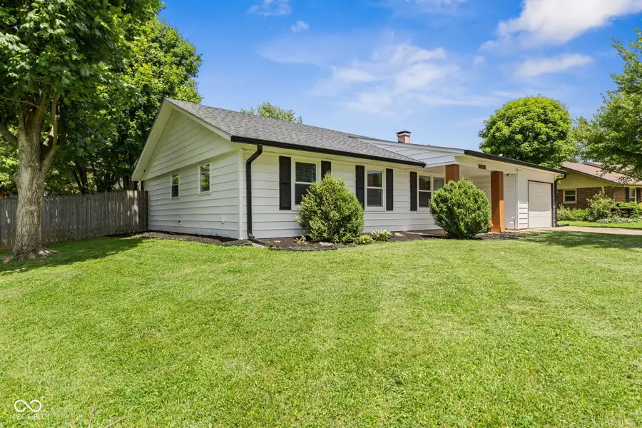 637 Lawndale Drive, Greenwood, IN 46142 - #3