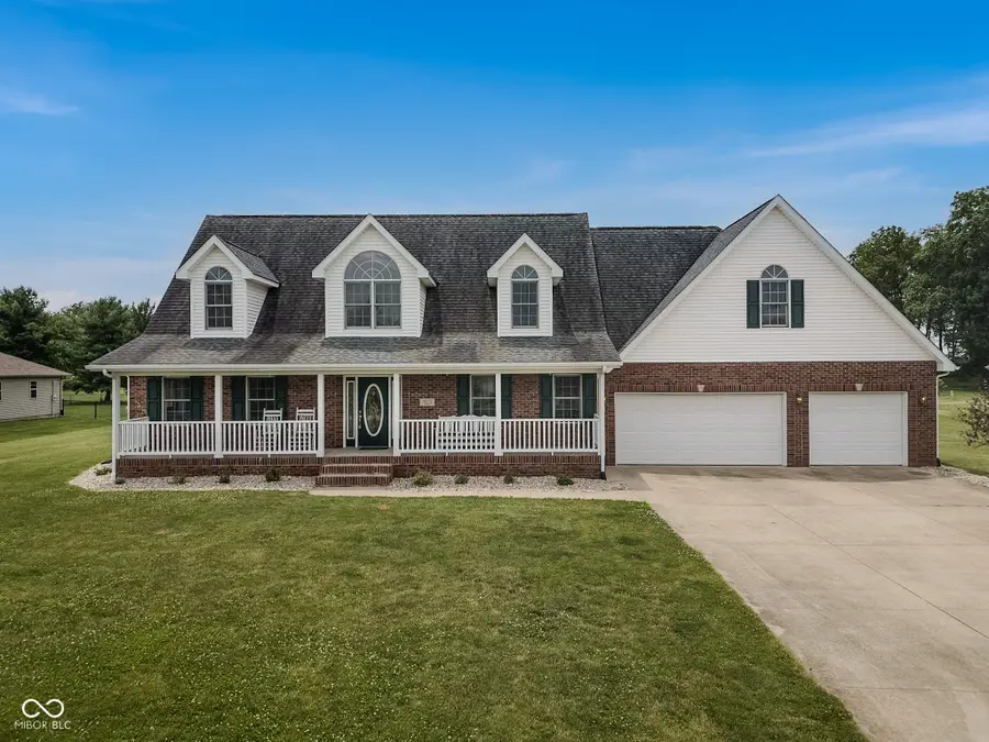 9675 E Katey, Columbus, IN 47203 - #2