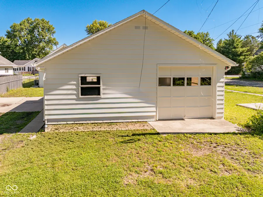 1707 W 8th Street, Anderson, IN 46016 - #3