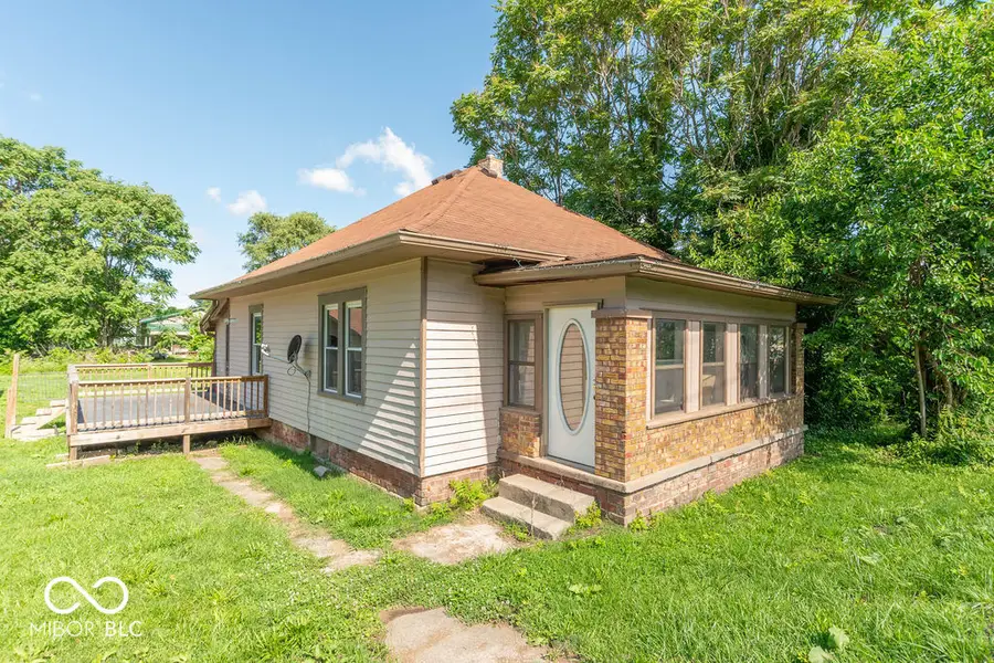 1230 N Blue Bluff Road, Martinsville, IN 46151 - #2