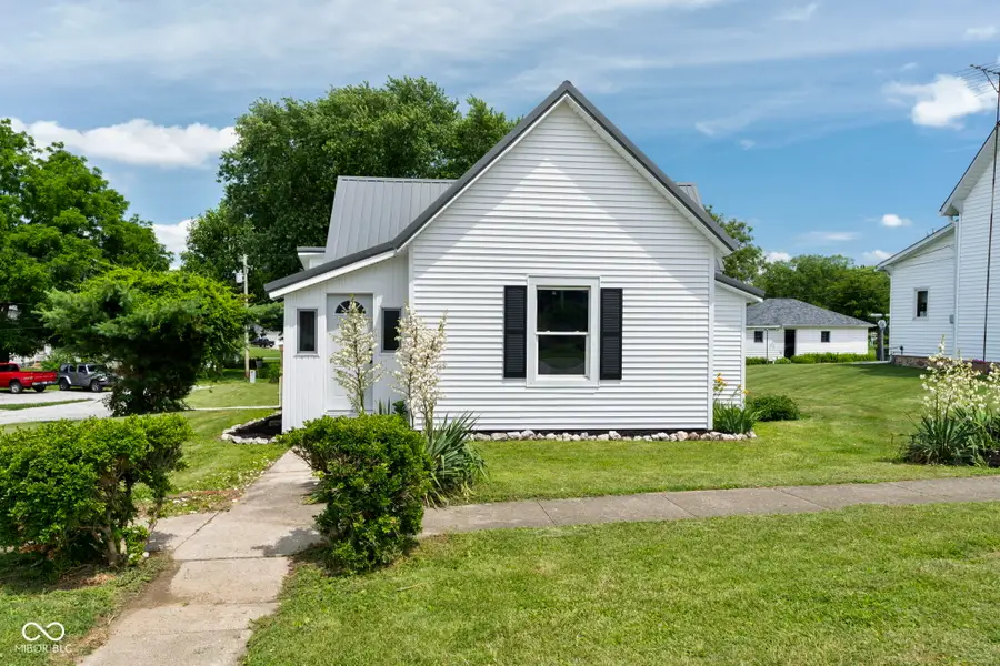 305 S Madison Street, Darlington, IN 47940 - #3