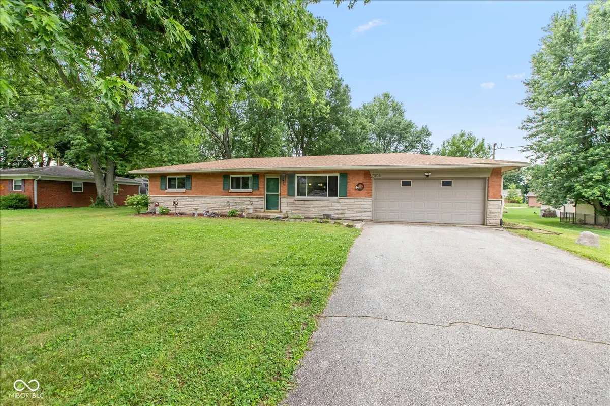 7205 E County Road 200 N, Avon, IN 46123 - #1