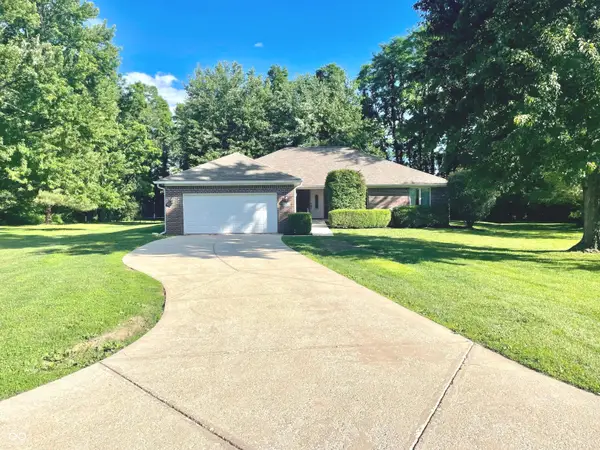 8 U Drive, Cloverdale, IN 46120