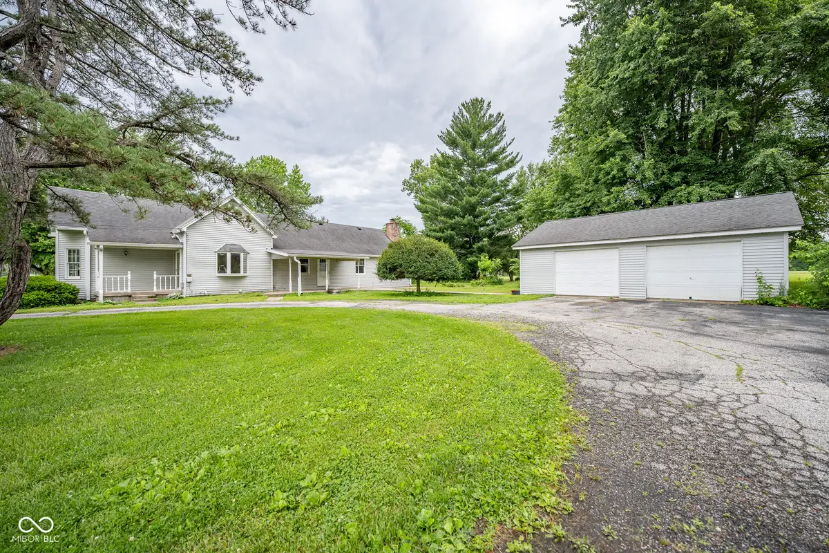 1109 E Us Hwy 40, Brazil, IN 47834 - #1