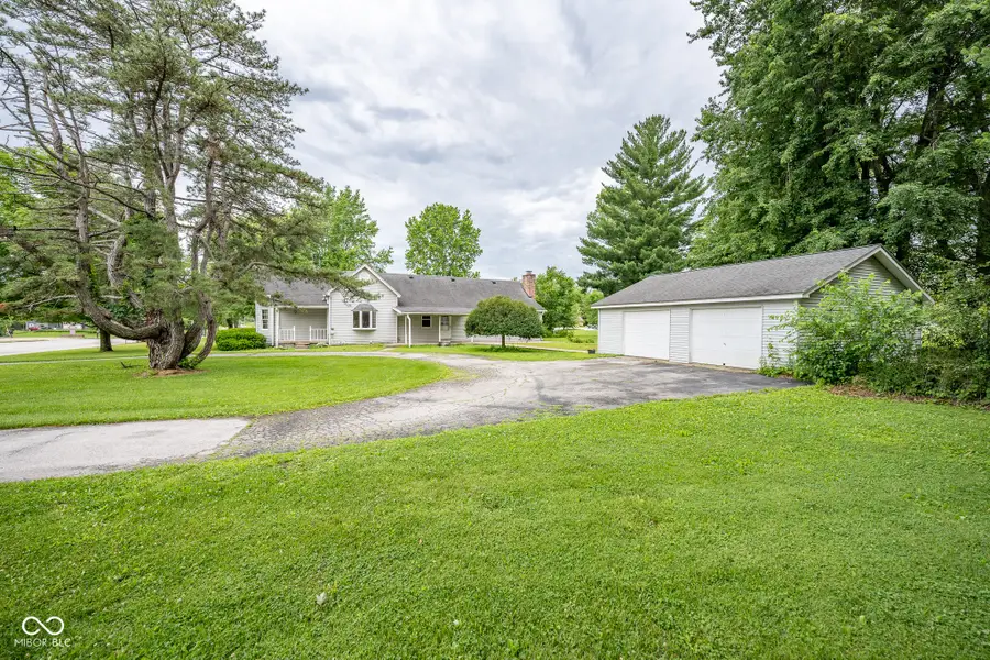 1109 E Us Hwy 40, Brazil, IN 47834 - #2