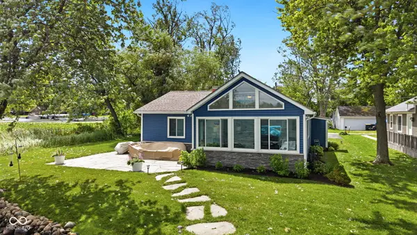 6110 S 520 E, Wolcottville, IN 46795