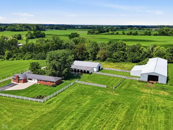 715 N White Street, Shirley, IN 47384