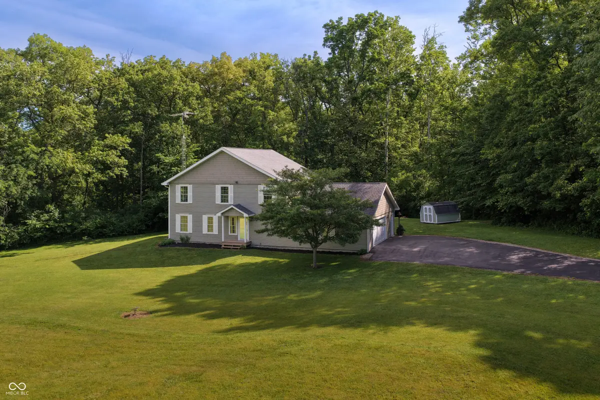 4200 N County Road 1000 E, Hope, IN 47246 - #1
