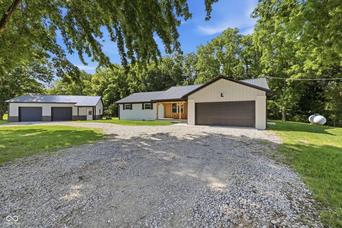 8667 W County Road 550 N, North Salem, IN 46165 - #1