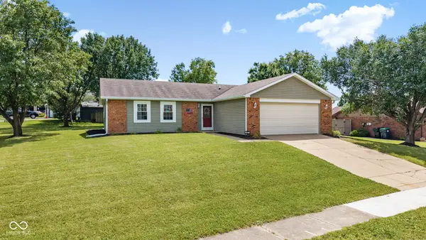 997 Golden Pond Court, Greenwood, IN 46143
