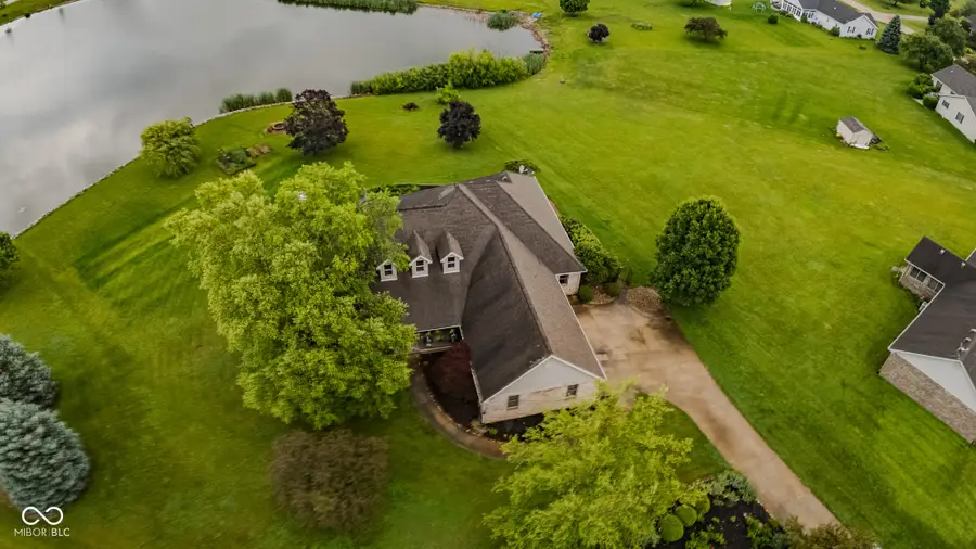 1580 E Garnett Drive, Frankfort, IN 46041 - #2