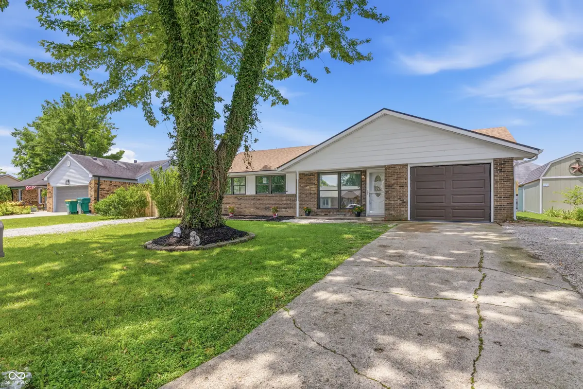 234 Meadow Lane, Plainfield, IN 46168 - #1