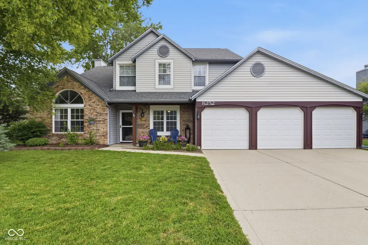8252 Portside, Avon, IN 46123 - #1