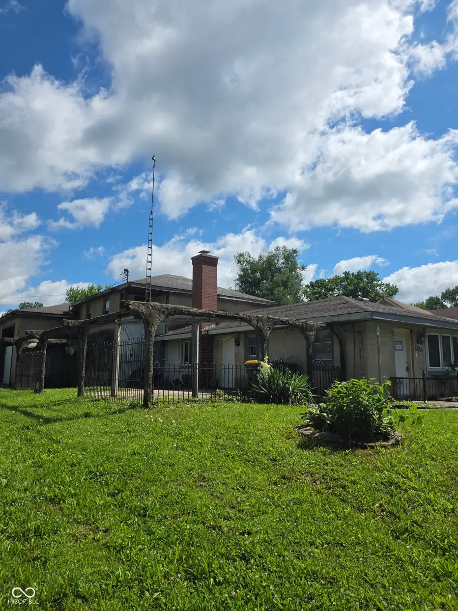 1324 W 1st Street, Anderson, IN 46016 - #2