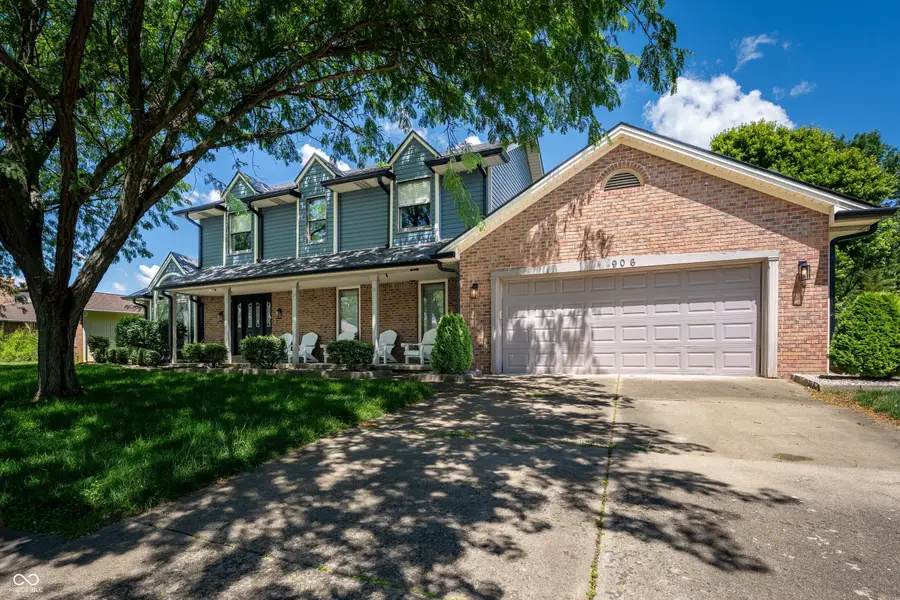 906 Hummingbird Lane, Columbus, IN 47203 - #2